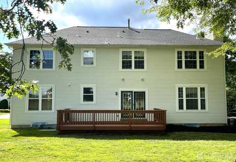 5 Narrows Way, Monroe, NJ 08831