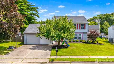 4 Daphne Court, Edison, NJ 08820