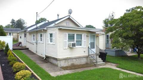 429 Wilfred Avenue, Hamilton, NJ 08610
