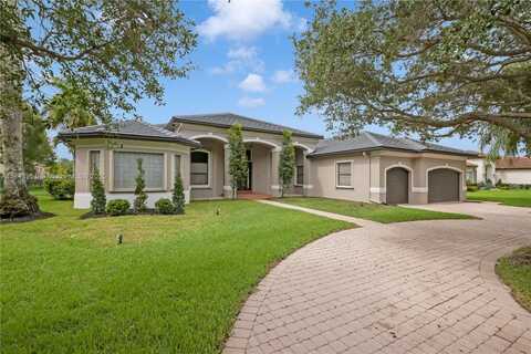 13161 SW 40th St, Davie, FL 33330