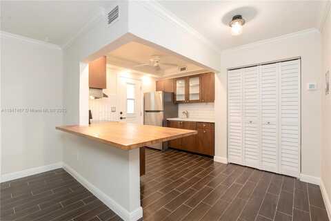 3240 Mary St, Miami, FL 33133