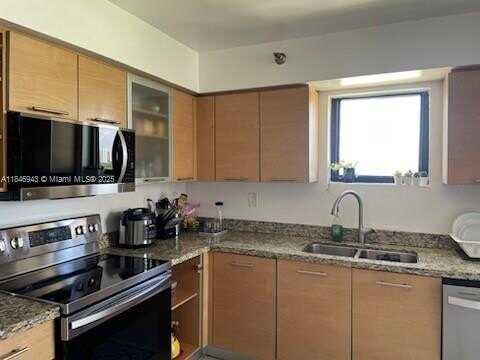 3300 NE 191st St, Aventura, FL 33180