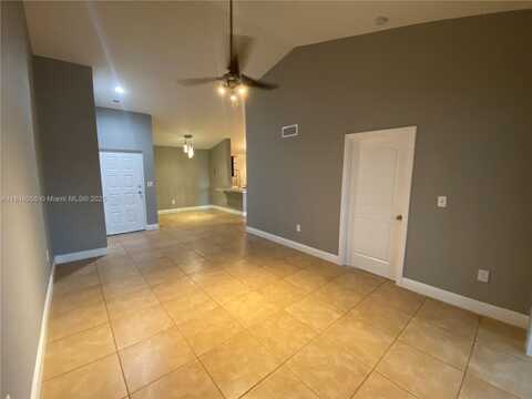 2803 N Oakland Forest Dr, Oakland Park, FL 33309