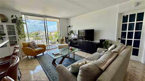 7601 Byron Ave, Miami Beach, FL 33141