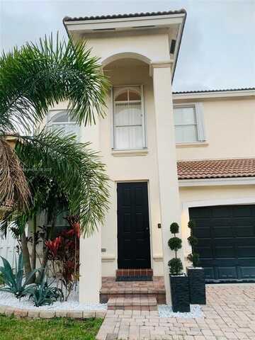 4951 SW 38th Way, Hollywood, FL 33312