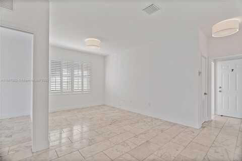 918 Jefferson Ave, Miami Beach, FL 33139