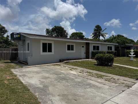 3241 NW 4th St, Lauderhill, FL 33311