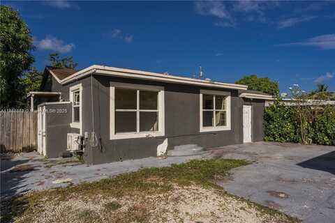 2996 NW 93rd St, Miami, FL 33147