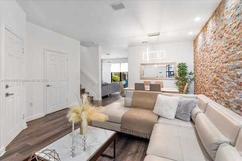 11313 NW 88th Ter, Doral, FL 33178