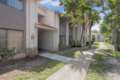 3229 Coral Lake Dr, Coral Springs, FL 33065