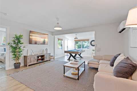 300 SW 23rd St, Fort Lauderdale, FL 33315