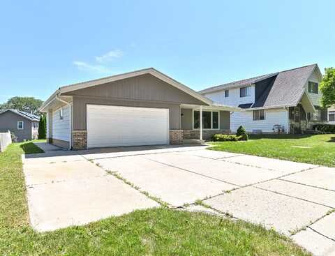 6280 S 3rd St, Milwaukee, WI 53207