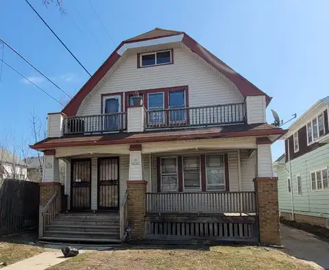 4282 N 26th St, Milwaukee, WI 53209