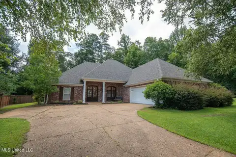 303 Beacon Hill, Brandon, MS 39042