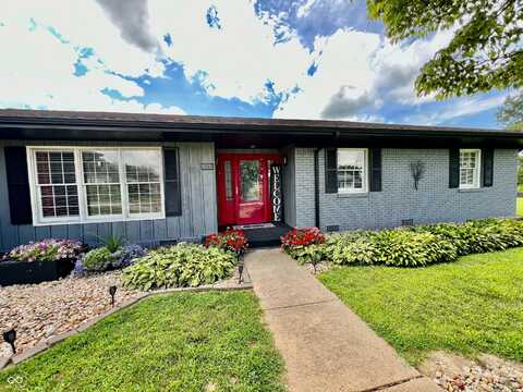 12111 E Merilane, Columbus, IN 47203