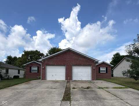 30 Grassyway Court, Whiteland, IN 46184