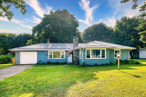 319 S M-18, Gladwin, MI 48624