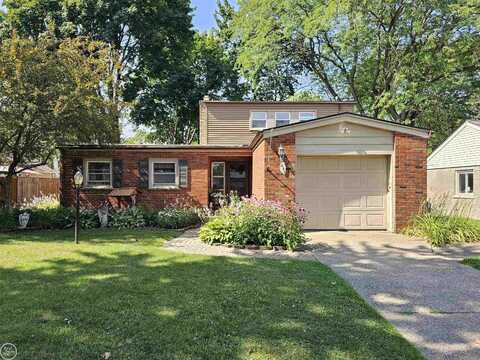 681 N Esplanade, Mount Clemens, MI 48043