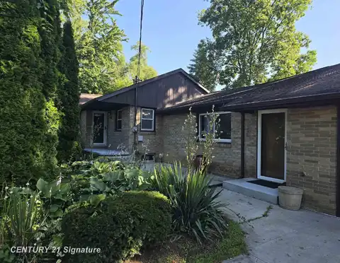 13547 Dixie, Birch Run, MI 48415