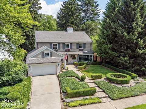 130 Merriweather, Grosse Pointe Farms, MI 48236