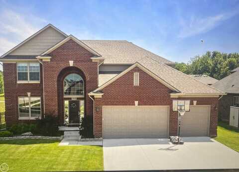19178 Paddington, Macomb, MI 48042
