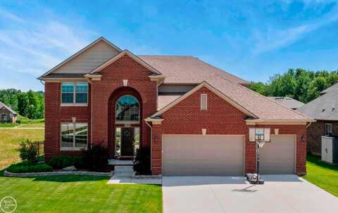 19178 Paddington, Macomb, MI 48042