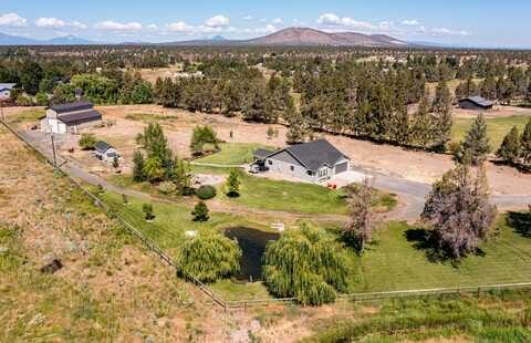 6635 SW 61st Street, Redmond, OR 97756