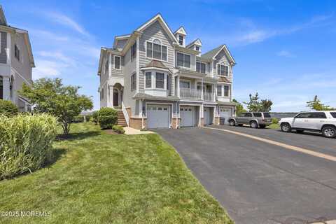 58 Raritan Reach Road, South Amboy, NJ 08879