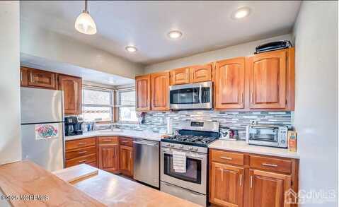 166 Bedford Avenue, Edison, NJ 08830