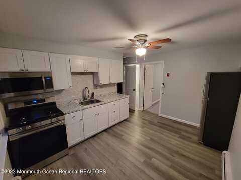 119 Raritan Avenue, Keansburg, NJ 07734