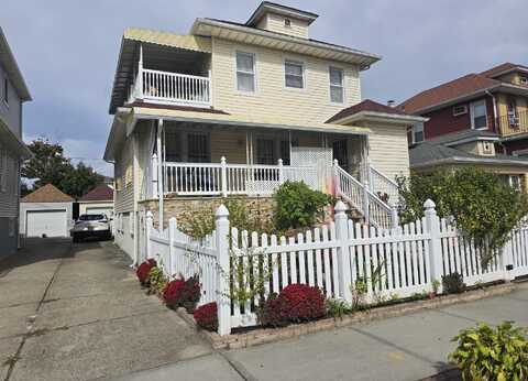 149 W Market Street, Long Beach, NY 11561