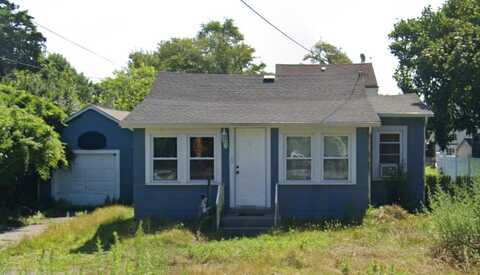 59 Huguenot Drive, Mastic, NY 11951