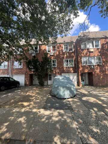 10121 108th Street, Richmond Hill, NY 11419
