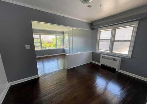 731 E Walnut Street, Long Beach, NY 11561