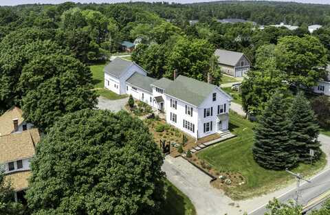 32 Broadway, Machias, ME 04654