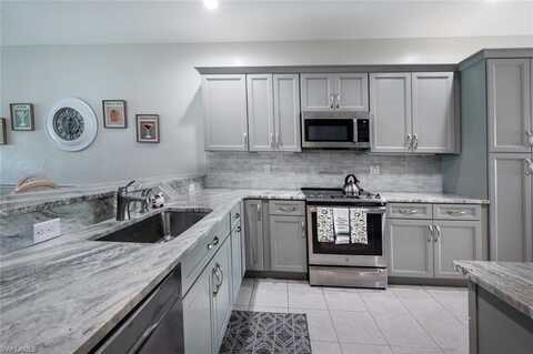 20608 Candlewood Hollow, ESTERO, FL 33928