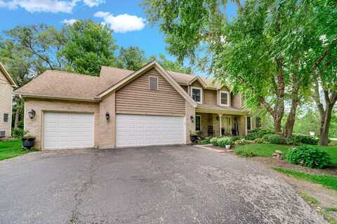 640 Silver Berry Drive, Crystal Lake, IL 60014