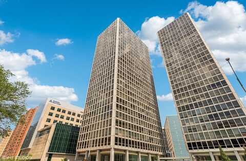 340 W Diversey Parkway, Chicago, IL 60657