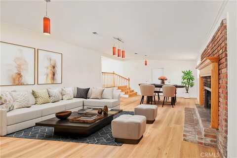 18063 Burbank Boulevard, Encino, CA 91316