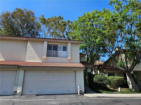 951 Creekside Drive, Fullerton, CA 92833