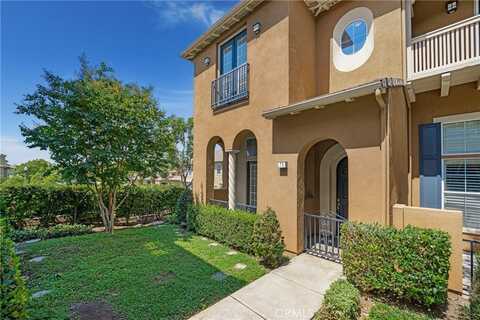 70 Chula Vista, Irvine, CA 92602