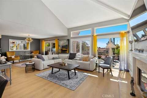 23 Calle Christina, Rancho Santa Margarita, CA 92688