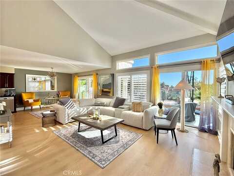 23 Calle Christina, Rancho Santa Margarita, CA 92688