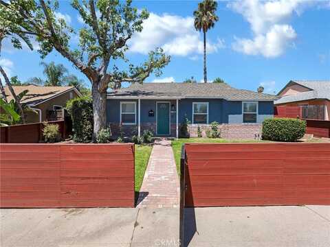 7517 Louise Avenue, Lake Balboa, CA 91406