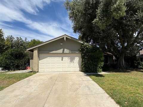 24389 La Glorita Circle, Newhall, CA 91321