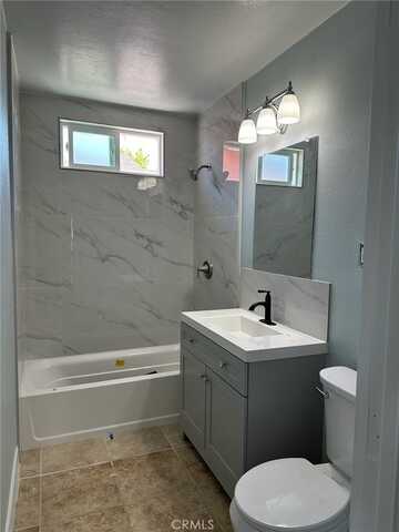 6058 Fishburn Avenue, Huntington Park, CA 90255