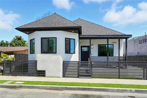 13450 Jetmore Avenue, Paramount, CA 90723
