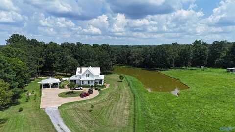 385 Snider Road, Guntersville, AL 35976