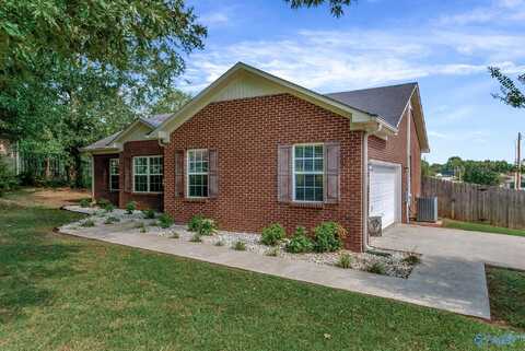 120 Mikaelas Way, Huntsville, AL 35811