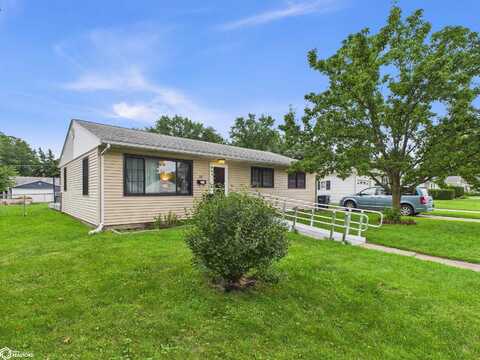 427 Denmark, Burlington, IA 52601